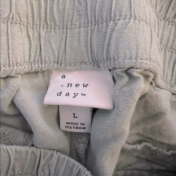 Blazer & Pants. A New Day Set - Picture 6 of 7